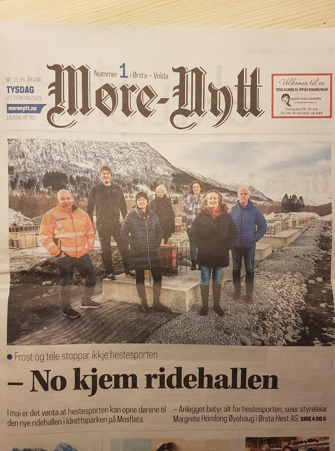 No kjem ridehallen